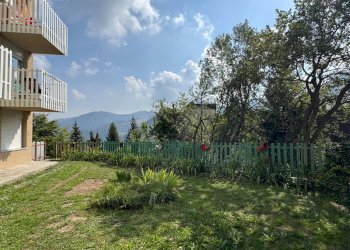 giardino condominiale - Trilocale via Ceresole
 
38, Frabosa Sottana - foto 17