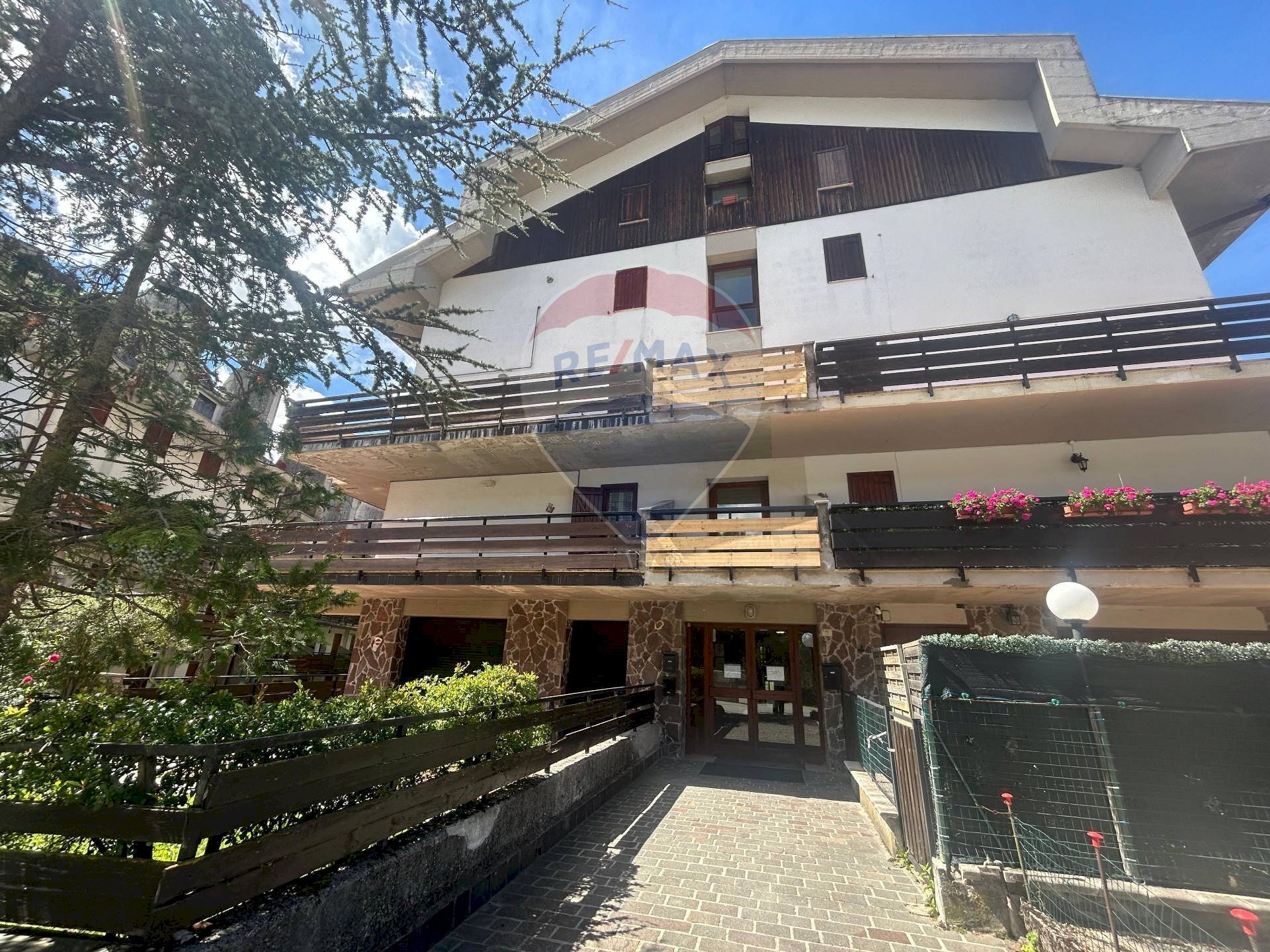 Edificio all\'aperto - Trilocale Via Napoli
 
80, Roccaraso - foto 1