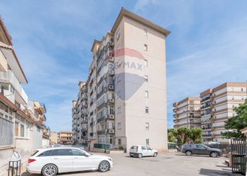 Edificio all\'aperto - Quadrilocale PAPA GIOVANNI PAOLO II, Villabate - foto 1