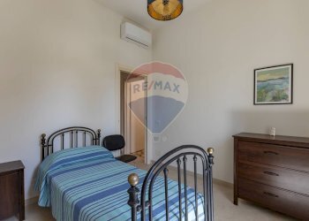 Camera / camera da letto - Casa indipendente CORSO UMBERTO 1
 
244, Modica - foto 13