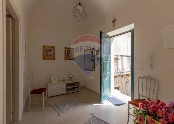 Soggiorno - Casa indipendente CORSO UMBERTO 1
 
244, Modica - foto 34