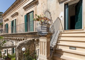 Casa all\'aperto - Casa indipendente CORSO UMBERTO 1
 
244, Modica - foto 3