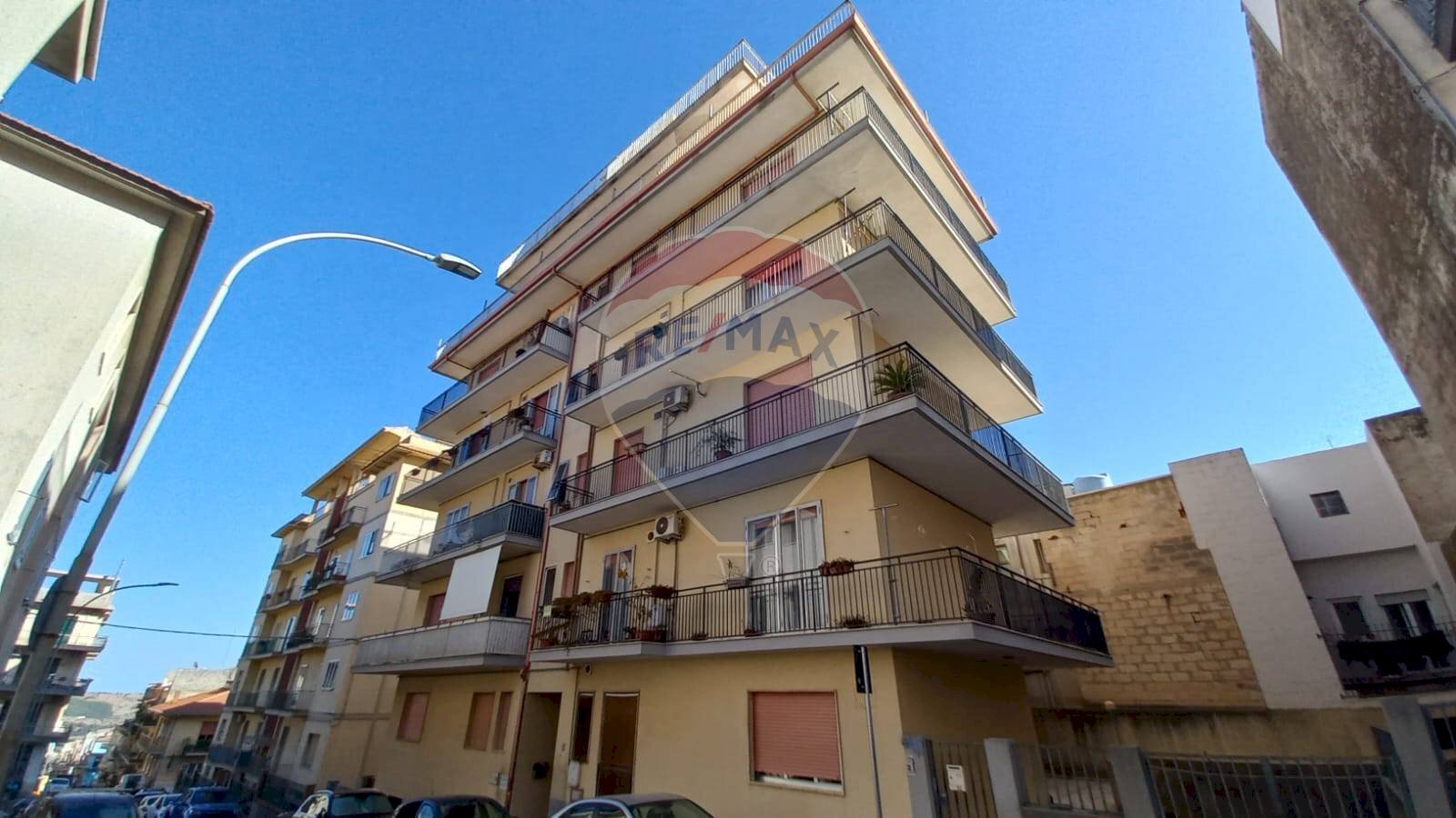 Edificio all\'aperto - Appartamento via Pietro Mascagni
 
41, Ragusa - foto 1