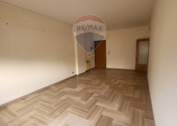 Stanza vuota - Quadrilocale Via Leonardo  da Vinci
 
518, Palermo - foto 8