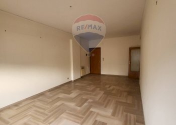 Stanza vuota - Quadrilocale Via Leonardo  da Vinci
 
518, Palermo - foto 10