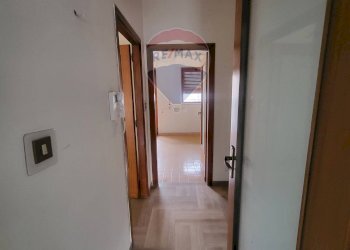 Hall / corridoio - Quadrilocale Via Leonardo  da Vinci
 
518, Palermo - foto 19