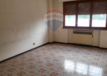 Stanza vuota - Quadrilocale Via Leonardo  da Vinci
 
518, Palermo - foto 26