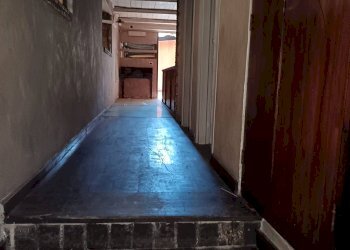 Foto 6 - Locale Commerciale VIA ISAIA GABOLA
 
39, Nocera Inferiore - foto 6