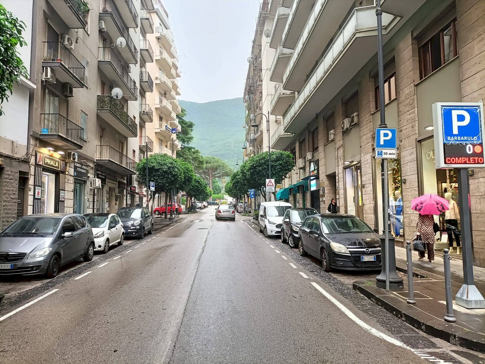 Foto 2 - Locale Commerciale Via A. Barbarulo
 
71, Nocera Inferiore - foto 2