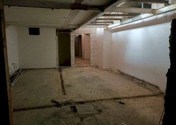 Foto 15 - Locale Commerciale Via A. Barbarulo
 
71, Nocera Inferiore - foto 15