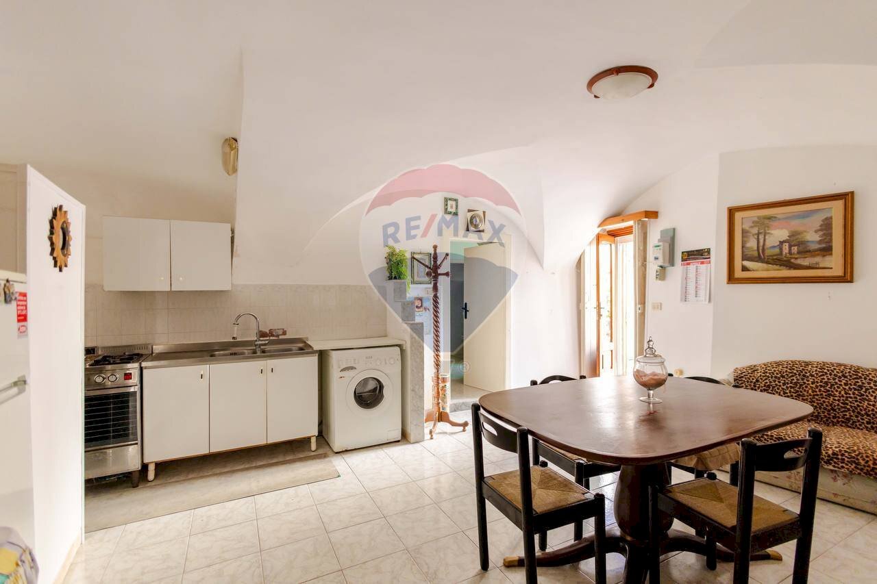 Sala da pranzo - Independent house Via San Giuliano
 
8-9, Martina Franca - photo 2