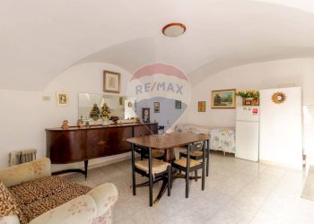 Sala da pranzo - Independent house Via San Giuliano
 
8-9, Martina Franca - photo 3