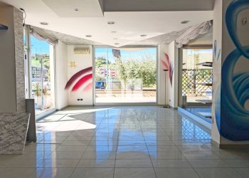 Foto 13 - Commercial Premises Via Nazionale
 
1, Roseto degli Abruzzi - photo 13