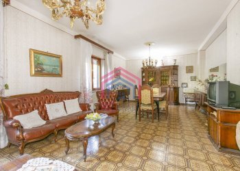 Foto 6 - Villa strada vicinale della macina
 
14, Genzano di Roma - foto 6