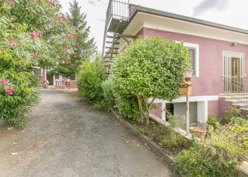 Foto 2 - Villa strada vicinale della macina
 
14, Genzano di Roma - foto 2