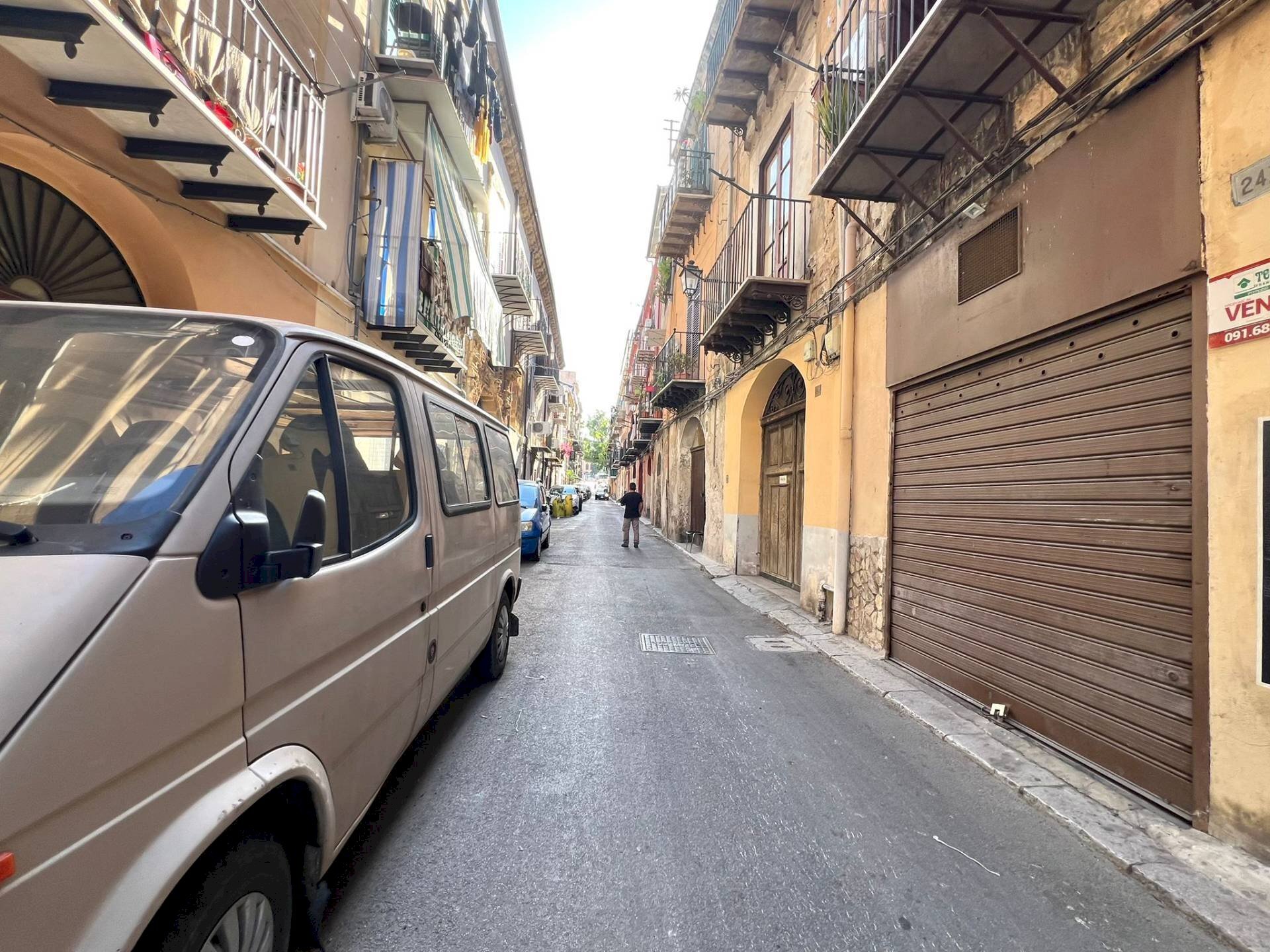 Foto 2 - Bilocale via Porta di Castro
 
245, Palermo - foto 2