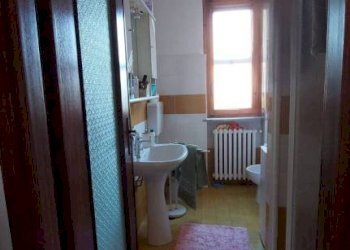 Bagno - One-room apartment via Masoero P, Asti - photo 13