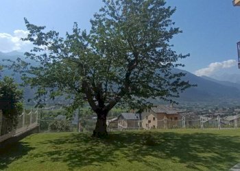 Giardino - Bilocale Frazione Clou, Sarre - foto 4