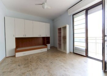 Camera da letto - Trilocale via Vincenzo Bellini, 5, Macherio - foto 13