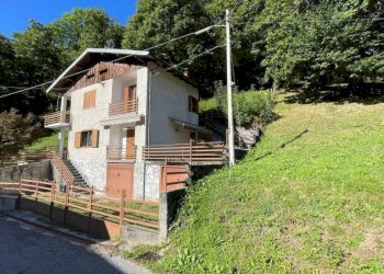 Facciata - Casa indipendente via Rio dell'Oy, Chiusa di Pesio - foto 3