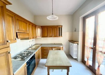 Cucina - Trilocale corso Giovanni Giolitti, 14, Busca - foto 3