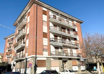 Facciata - Trilocale corso Giovanni Giolitti, 14, Busca - foto 16