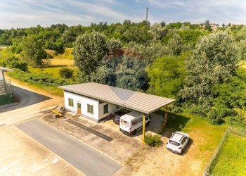 Capannone Via Nazionale, 77 
 Baldichieri d'Asti, Baldichieri d'Asti - foto 2