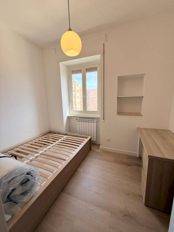 Camera da letto - Terreno non edificabile viale Giustiniano Imperatore, Roma - foto 3