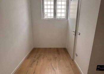 One-room apartment Bergamo - photo 11