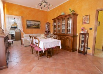Apartment Via Archibugieri, Pinerolo - photo 1