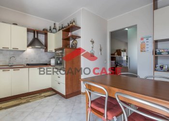 Foto 3 - Four-room apartment Via Marconi, Seriate - photo 3