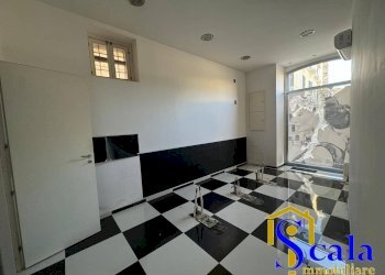 Foto 2 - Locale Commerciale Santa Maria Capua Vetere - foto 2