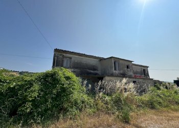 Foto 2 - Rustico via Fonte
 
snc, Ponzano di Fermo - foto 2