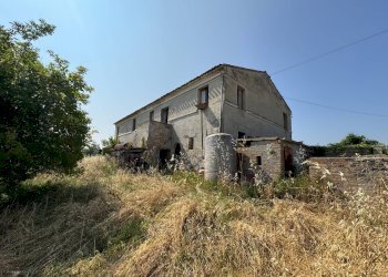 Foto 3 - Rustico via Fonte
 
snc, Ponzano di Fermo - foto 3