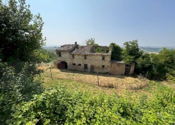 Foto 1 - Rustico via Castello
 
snc, Ponzano di Fermo - foto 1