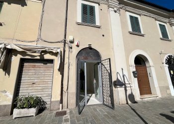 Foto 3 - Locale Commerciale piazza Rossetti, Vasto - foto 3