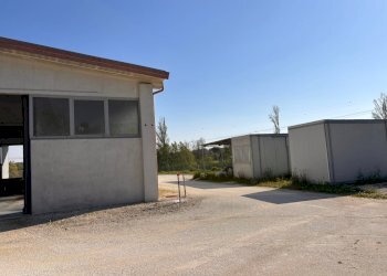 Foto 4 - Capannone via croce di guerro, Chiaravalle - foto 4