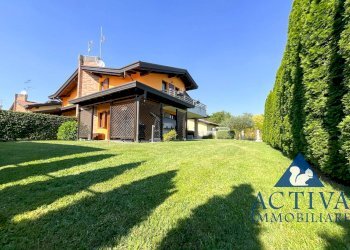 Foto 2 - Casa semi indipendente Via Kennedy
 
3, Olgiate Olona - foto 2