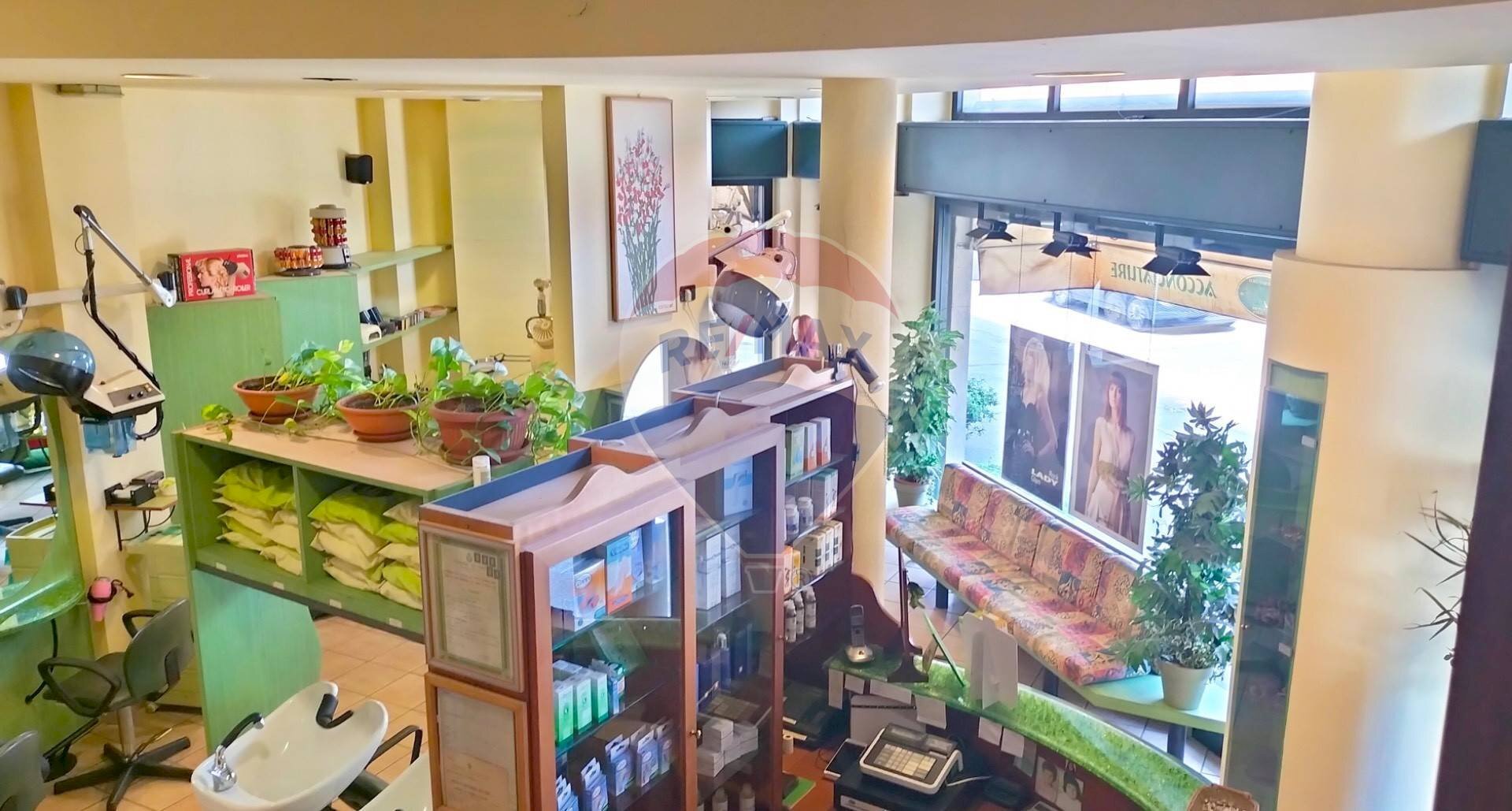 Foto 2 - Locale Commerciale C.SO EUROPA
 
151, Rho - foto 2