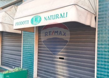 Foto 13 - Locale Commerciale C.SO EUROPA
 
151, Rho - foto 13