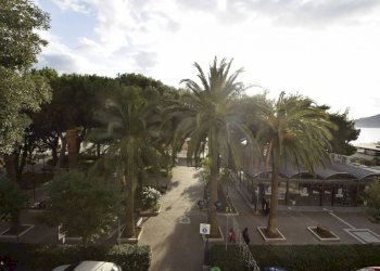 Quadrilocale via Camillo Benso Conte di Cavour, Spotorno - foto 1