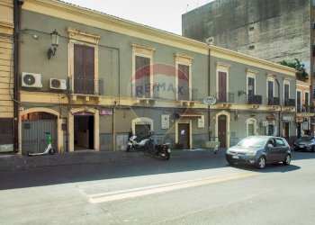 Edificio all\'aperto - Attività Commerciale Via Etnea
 
778, Catania - foto 25