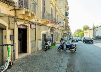 Edificio all\'aperto - Attività Commerciale Via Etnea
 
778, Catania - foto 26