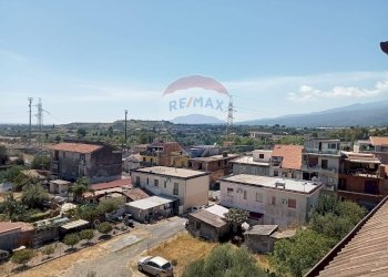 Edificio all\'aperto - Trilocale Via Monteforte Banco
 
15, Calatabiano - foto 6