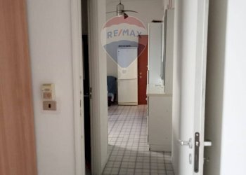 Hall / corridoio - Trilocale Via Monteforte Banco
 
15, Calatabiano - foto 24