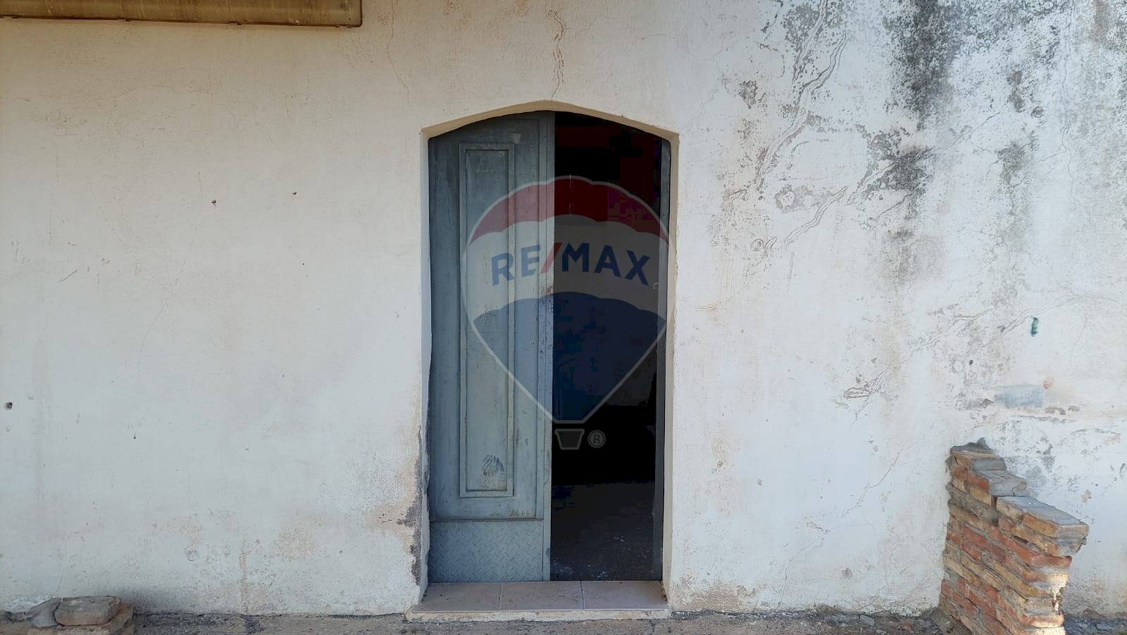 Edificio all\'aperto - Terreno agricolo Contrada Fossa Creta
 
snc, Paterno - foto 2