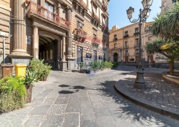 Edificio all\'aperto - Appartamento Piazza San Francesco D'assisi
 
11, Catania - foto 2