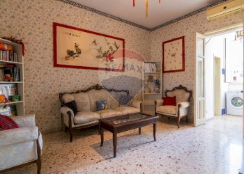 Soggiorno - Trilocale Via Strano
 
26, Catania - foto 1