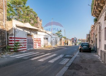 Edificio all\'aperto - Trilocale Via Strano
 
26, Catania - foto 14