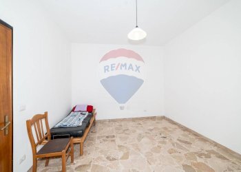 cameretta - Appartamento Via Pier Santi Mattarella
 
74, Belpasso - foto 21